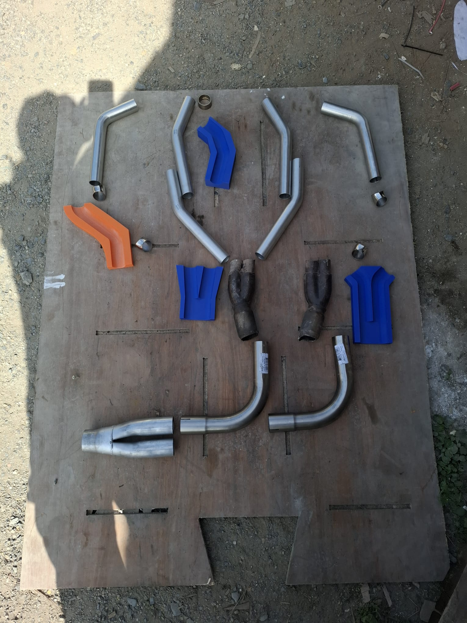 Pipe sections and assembly jigs