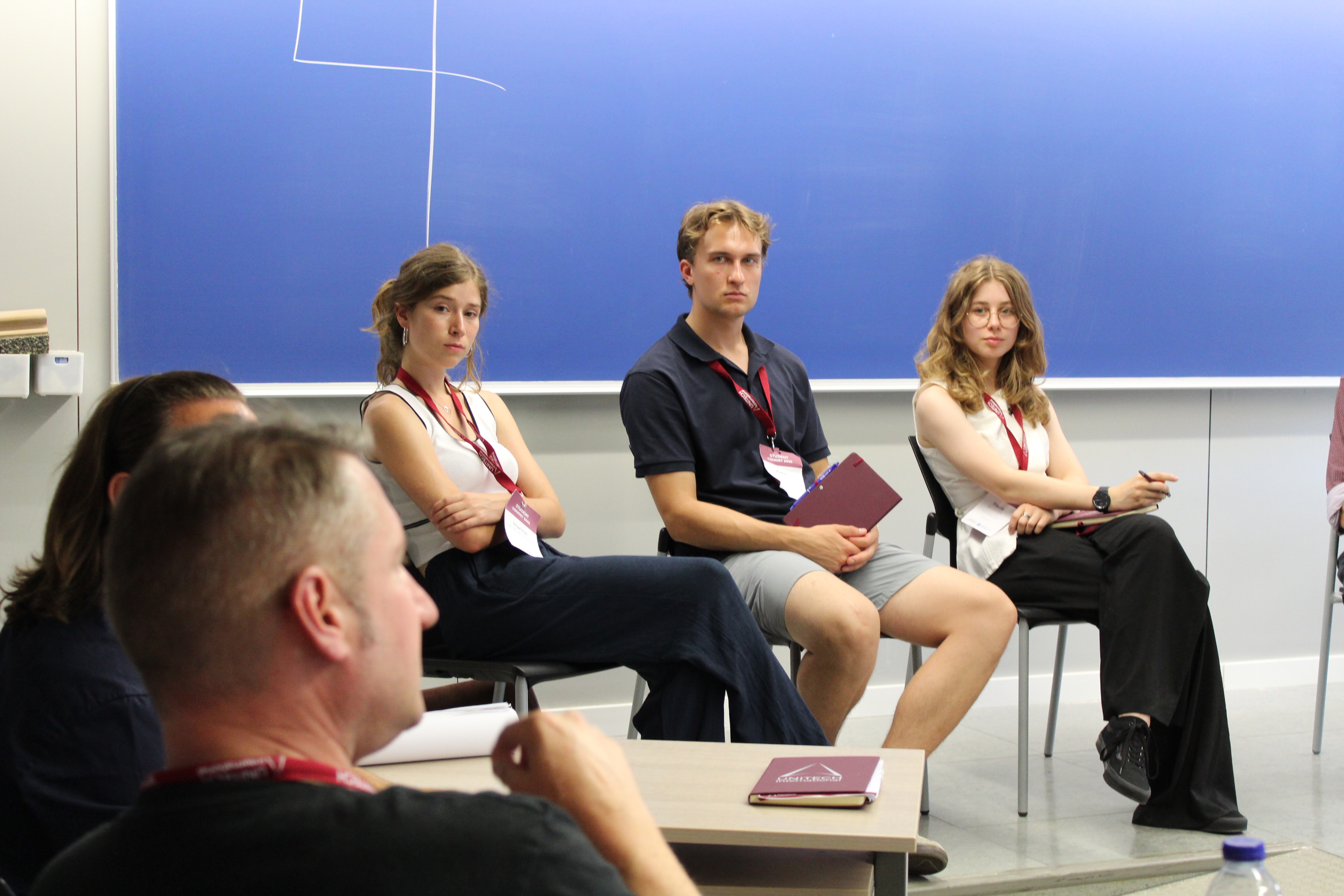 Discussion during a UNITECH module week
